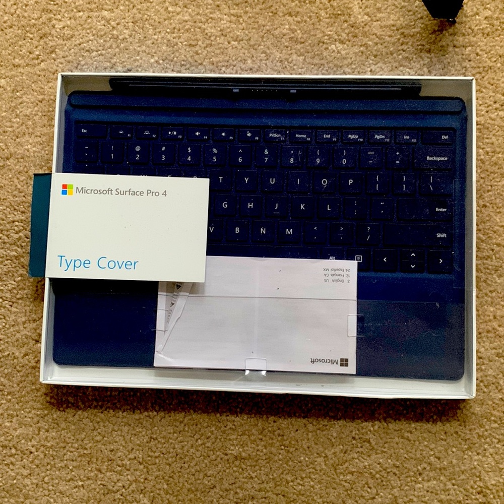 Microsoft Surface Pro Type Cover